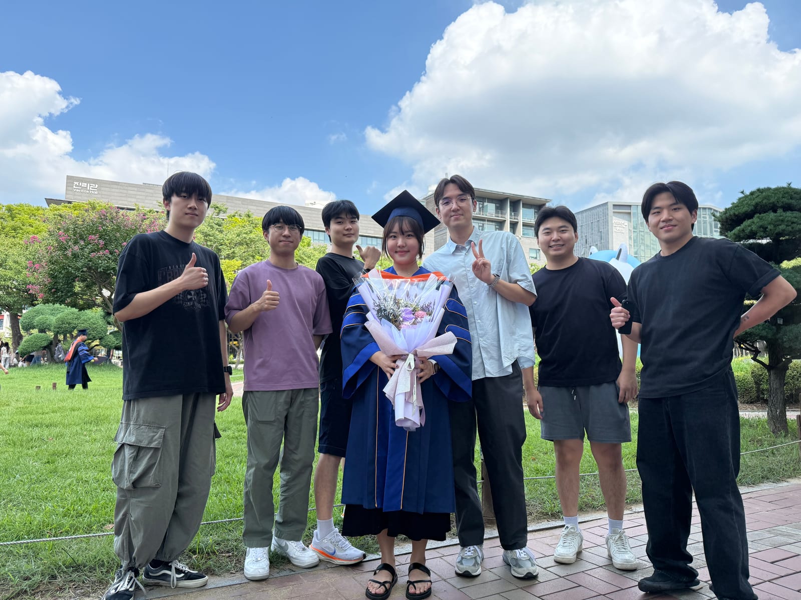 권예빈 석사 졸업